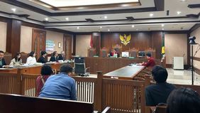 Majelis Hakim Pengadilan Negeri Jakarta Pusat menunda persidangan praperadilan yang diajukan mantan Wakil Kepala Badan Gizi Nasional (BGN) Bidang Pengembangan Organisasi dan Hubungan Kelembagaan Lodewyk Pusung. 