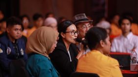 Campaign Manager Amnesty International Indonesia, Nurina Savitri, mendesak pemerintah dan DPR menunjukkan keseriusan dalam upaya pemberantasan korupsi. Menurut dia, pemberantasan korupsi tidak cukup hanya dilakukan melalui penindakan, tetapi juga har