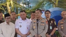 Polisi menangkap dua orang terkait dugaan penistaan agama dalam challenge atau tantangan hafalan Surah Ad-Duha dengan imbalan minuman keras (miras) di festival musik The Sounds Project, kawasan Ancol, Jakarta Utara.