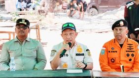 Pemerintah memastikan bantuan bagi warga yang rumahnya mengalami kerusakan akibat gempa di Nusa Tenggara Timur (NTT) telah disiapkan. Menteri Dalam Negeri (Mendagri) Muhammad Tito Karnavian mengatakan pencairan bantuan bergantung pada proses pendataa