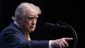 Presiden Amerika Serikat (AS) Donald Trump pada Rabu mengumumkan operasi ekonomi besar-besaran terhadap Iran sebagai bagian dari upaya memperluas tekanan dan mengisolasi negara tersebut.

