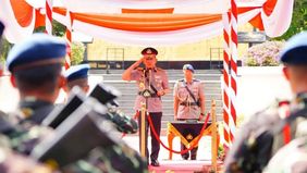 Kapolri Jenderal Pol. Listyo Sigit Prabowo memimpin Upacara Hari Juang Polri Tahun 2026 di Monumen Polisi Istimewa, Surabaya, Jawa Timur, Jumat, 21 Agustus 2026. 