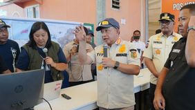 Menteri Dalam Negeri Muhammad Tito Karnavian meminta pemerintah daerah untuk terus memperbarui data rumah dan bangunan yang mengalami kerusakan akibat gempa di Nusa Tenggara Timur.