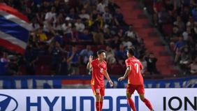 Vietnam membuka peluang besar untuk meraih gelar Piala AFF 2026 setelah menundukkan Thailand dengan skor 2-0 pada leg pertama final di Stadion Rajamangala, Bangkok, Sabtu malam, 22 Agustus 2026.