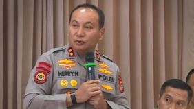 Kepolisian Daerah (Polda) Riau beserta jajaran menetapkan 35 orang tersangka dalam penanganan kasus kebakaran hutan dan lahan (karhutla) sepanjang Januari hingga Agustus 2026. 