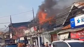 Informasi lebih lanjut masih menunggu keterangan dari petugas di lapangan.