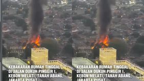 Setelah mengerahkan sebanyak 23 unit dan 115 personel, operasi pemadaman dinyatakan selesai pukul 19.47 WIB.