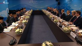 Presiden Rusia Vladimir Putin menggelar jamuan santap siang untuk menyambut Presiden RI Prabowo Subianto di Vladivostok