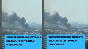 Pengerahan kemudian ditambah hingga total 10 unit mobil pemadam kebakaran dengan 50 personel untuk menangani kobaran api.