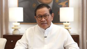 Gubernur DKI Jakarta, Pramono Anung mengimbau masyarakat, khususnya warga Jakarta untuk tetap tenang namun meningkatkan kewaspadaan menyusul sebaran abu vulkanik dari aktivitas Gunung Anak Krakatau.