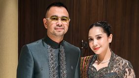 Pasangan Raffi Ahmad dan Nagita Slavina, secara resmi menyampaikan permohonan maaf karena batal hadir dalam rangkaian acara di Banda Aceh yang dijadwalkan berlangsung hari ini. Pembatalan tersebut disebabkan oleh gangguan penerbangan akibat musibah e