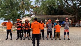 SRU 1 menggunakan KN SAR Tetuka 247 dengan rencana penyisiran sejauh 68,3 nautical mile (NM) dan jarak antarjalur pencarian atau spacing 3 NM. Sementara SRU 2 menggunakan KAL Anyer dengan total jarak penyisiran 69,5 NM dan spacing 3 NM.