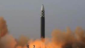 Pemerintah Amerika Serikat pada Senin (21/9) kembali memberikan penegasan terkait kesiapan negara tersebut untuk memberikan perlindungan kepada sekutunya, yaitu Jepang dan Korea Selatan. Dalam komitmen pertahanan ini, AS menyatakan kesediaannya untuk