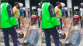 
Menurut keterangan saksi korban melaju dengan kecepatan tinggi dan berusaha menghindar besi penutup drainase yang berada di underpass Pondok Indah, korban hilang keseimbangan dan berakhir menabrak tiang lampu jalan.