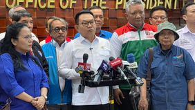 Kepala Staf Kepresidenan (KSP) Dudung Abdurachman menerima sejumlah perwakilan organisasi buruh yang menyampaikan 11 aspirasi terkait perlindungan serta kesejahteraan pekerja