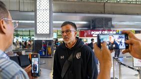  Timnas Thailand datang ke Indonesia dengan target meraih gelar juara FIFA ASEAN Cup 2026. Pelatih Anthony Hudson menegaskan ambisi tersebut setelah rombongan tim tiba pada Rabu, 23 September 2026.

