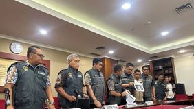 Korps Pemberantasan Tindak Pidana Korupsi (Kortastipidkor) Polri menetapkan Bupati Gowa berinisial HT sebagai tersangka dalam perkara dugaan korupsi dan tindak pidana pencucian uang (TPPU) terkait pengurusan Persetujuan Bangunan Gedung (PBG) serta pe