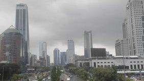BMKG mengimbau masyarakat untuk tetap memperhatikan perkembangan informasi cuaca dan menyesuaikan aktivitas dengan kondisi meteorologi di wilayah masing-masing, terutama bagi masyarakat yang tinggal di kawasan pesisir maupun pengguna transportasi lau
