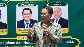 Menteri Hukum RI Supratman Andi Agtas mengatakan pemerintah memanfaatkan teknologi kecerdasan buatan atau Artificial Intelligence (AI) untuk membantu menyelaraskan ratusan ribu peraturan perundang-undangan yang berlaku di Indonesia.