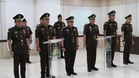 Kejaksaan Tinggi Daerah Khusus Jakarta melaksanakan pelantikan dan pengambilan sumpah terhadap tiga kepala kejaksaan negeri baru di wilayah hukum Jakarta guna memperkuat efektivitas penegakan hukum serta pelayanan publik.