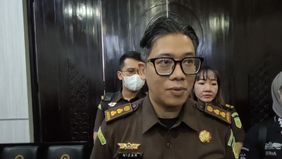 Jaksa Penuntut Umum (JPU) Kejaksaan Negeri Kabupaten Bandung menyiapkan sekitar 20 saksi dan lima ahli untuk memberikan keterangan dalam persidangan perkara Taufik Hidayat (30) di Pengadilan Negeri Bale Bandung.
