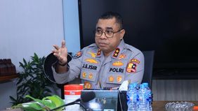 Kepolisian Negara Republik Indonesia (Polri) memperkenalkan tagline baru &ldquo;Polisi Bersama Masyarakat&rdquo; sebagai bagian dari arah baru pengabdian dan pelayanan kepolisian kepada masyarakat.