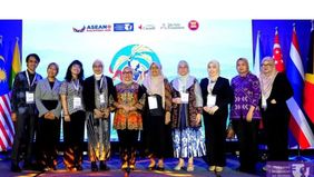 Menteri Pemberdayaan Perempuan dan Perlindungan Anak (PPPA), Arifatul Choiri Fauzi menekankan pentingnya penguatan partisipasi perempuan dalam berbagai sektor pembangunan serta peningkatan kepemimpinan perempuan di kawasan ASEAN.