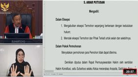 MK tak menerima permohonan Denny Indrayana dkk