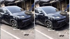 Hingga saat ini, kronologi kejadian dan kondisi pengendara belum diketahui secara pasti.