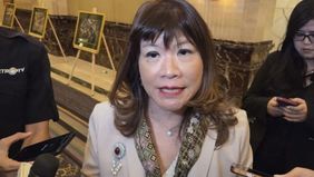 Ketua Umum Asosiasi Pengusaha Indonesia (Apindo), Shinta Kamdani, memberikan tanggapan resmi terkait Undang-Undang (UU) Pelindungan Ketenagakerjaan yang baru saja disahkannya oleh DPR RI, dengan menyoroti adanya sejumlah ketentuan tambahan yang menga