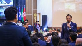 Menteri Koordinator Bidang Infrastruktur dan Pembangunan Kewilayahan Agus Harimurti Yudhoyono (AHY) menegaskan Institut Teknologi Kalimantan (ITK) memiliki peran strategis sebagai mitra pemerintah dalam pengembangan teknologi, SDM.