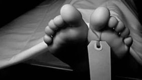 Polisi menyampaikan hasil visum terhadap pria berinisial MF (24) yang ditemukan meninggal dunia dalam kondisi terbungkus sleeping bag di kamar indekosnya di Jalan Salam IV, Kecamatan Kebon Jeruk, Jakarta Barat, Kamis, 8 Oktober 2026. Hasil pemeriksaa