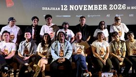 Sebuah alasan untuk bertahan hidup terkadang muncul dari hal-hal paling sederhana yang tak pernah terduga bahkan dari semangkuk mie ayam. Pesan hangat dan menyentuh inilah yang coba dihadirkan oleh Sinergi Pictures dan Ben Film lewat trailer resmi fi