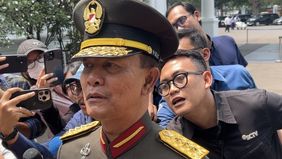 Kepala Staf Umum (Kasum) TNI Letjen Richard Tampubolon dan Pangdam XXI/Radin Inten Mayjen TNI Kristomei Sianturi mendatangi Istana Kepresidenan, Jakarta