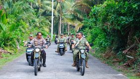 Jenderal TNI Maruli Simanjuntak mengunjungi Pulau Miangas, Kabupaten Talaud, Sulawesi Utara