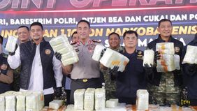 Kapolri Jenderal Suyudi Ario Seto mengungkap identitas perusahaan yang tercatat sebagai pemilik kapal MT Global 168, yang digunakan untuk mengangkut 1,16 ton ketamin dan diamankan di perairan Sumatera Utara.