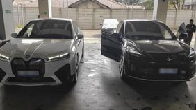 Komisi Pemberantasan Korupsi (KPK) terus mendalami penyidikan kasus dugaan korupsi penggunaan Dana Siap Pakai (DSP) kebencanaan di lingkungan Badan Nasional Penanggulangan Bencana (BNPB). Terbaru, tim penyidik kembali menyita satu unit mobil mewah be