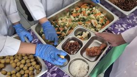 Sebuah unggahan yang beredar di media sosial Facebook mengklaim bahwa Presiden Prabowo Subianto akan menghentikan pelaksanaan program Makan Bergizi Gratis (MBG) di seluruh wilayah Indonesia.