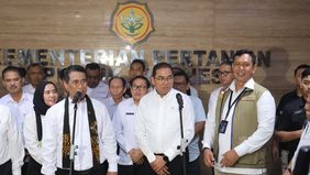 Perum BULOG menegaskan kesiapannya mengambil peran strategis sebagai penyangga pasokan jagung nasional melalui penguatan ekosistem kemitraan antara petani jagung, koperasi, dan peternak ayam petelur.