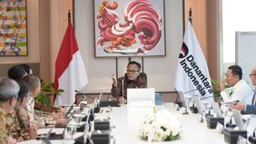 Badan Pengelola Investasi (BPI) Danantara memfokuskan strategi percepatan transformasi ekonomi nasional pada dua pilar utama, yakni penguatan kinerja badan usaha milik negara (BUMN) serta pengembangan sektor industri berbasis teknologi tinggi.