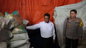 Menteri Pertanian (Mentan) Andi Amran Sulaiman melakukan inspeksi mendadak (sidak) di Jakarta Timur, Rabu, 28 Oktober 2026.
