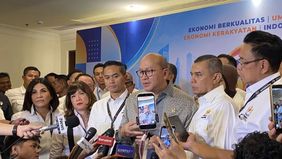 Menteri Investasi dan Hilirisasi sekaligus Kepala Badan Koordinasi Penanaman Modal (BKPM), Rosan Roeslani, memastikan bahwa komitmen investasi Singapura di Indonesia tetap terbuka dan berjalan dengan baik di tengah berbagai isu yang ada.