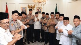 Kepolisian Negara Republik Indonesia (Polri) memperkuat kolaborasi dengan organisasi keagamaan untuk menjaga keamanan, ketertiban, dan kerukunan masyarakat.