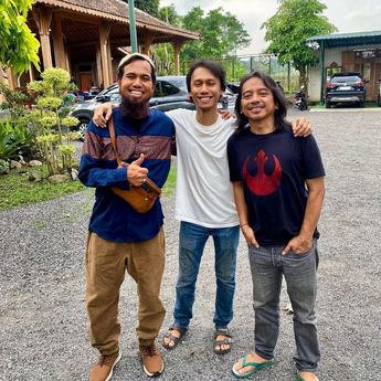 Potret Ketika Para 'Suhu' Gitaris Berkumpul, Jenggot Sakti Disorot