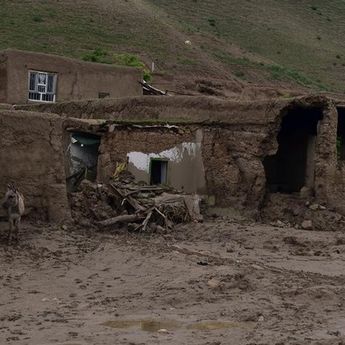 Afghanistan Diterjang Banjir Bandang, 300 Orang Lebih Tewas