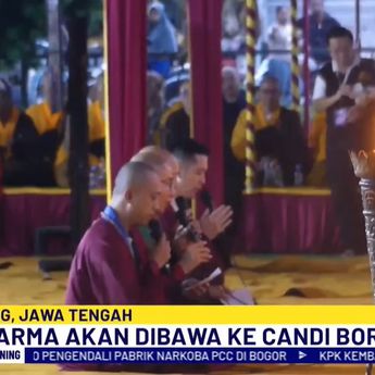 Jelang Waisak, Api Dharma Mrapen Disemayamkan di Candi Mendut Jawa Tengah 