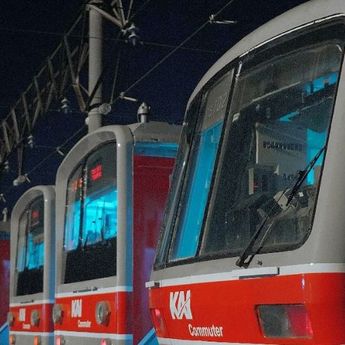 KAI Sebut Kebakaran Pemukiman Warga di Manggarai Tak Ganggu Operasional Commuter Line