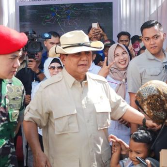 Menhan Prabowo Tinjau Pemasangan Bantuan Pipa Air Bersih di Gunungkidul