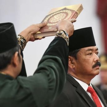 Jokowi Pilih Hadi Tjahjanto Pimpin Pemberantasan Judi Online