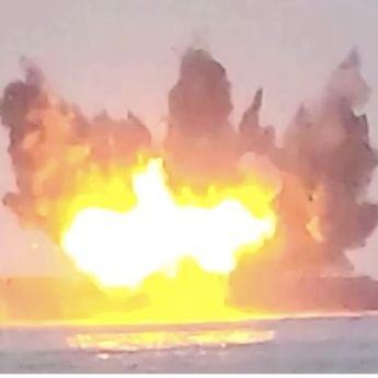 Ngeri, Houthi Tunjukkan Video Serangan Rudal ke Kapal Asing di Laut Merah